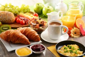 Alimentation 3 idees de petit dejeuner pour bien debuter la journee istock com monticello 201 1518432424